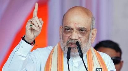 Amit Shah to Naxals: “No Talks Without Surrender,  Drop Weapons First”