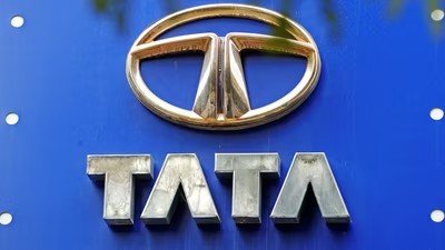 Government Asks Tata Group to Maintain Stability as Boardroom Divide Widens.